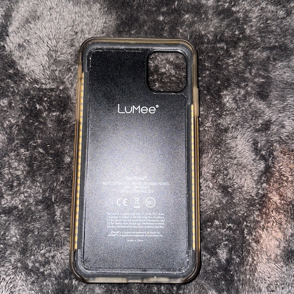 Lumee IPhone 11Pro Max Case - Picture 2 of 4